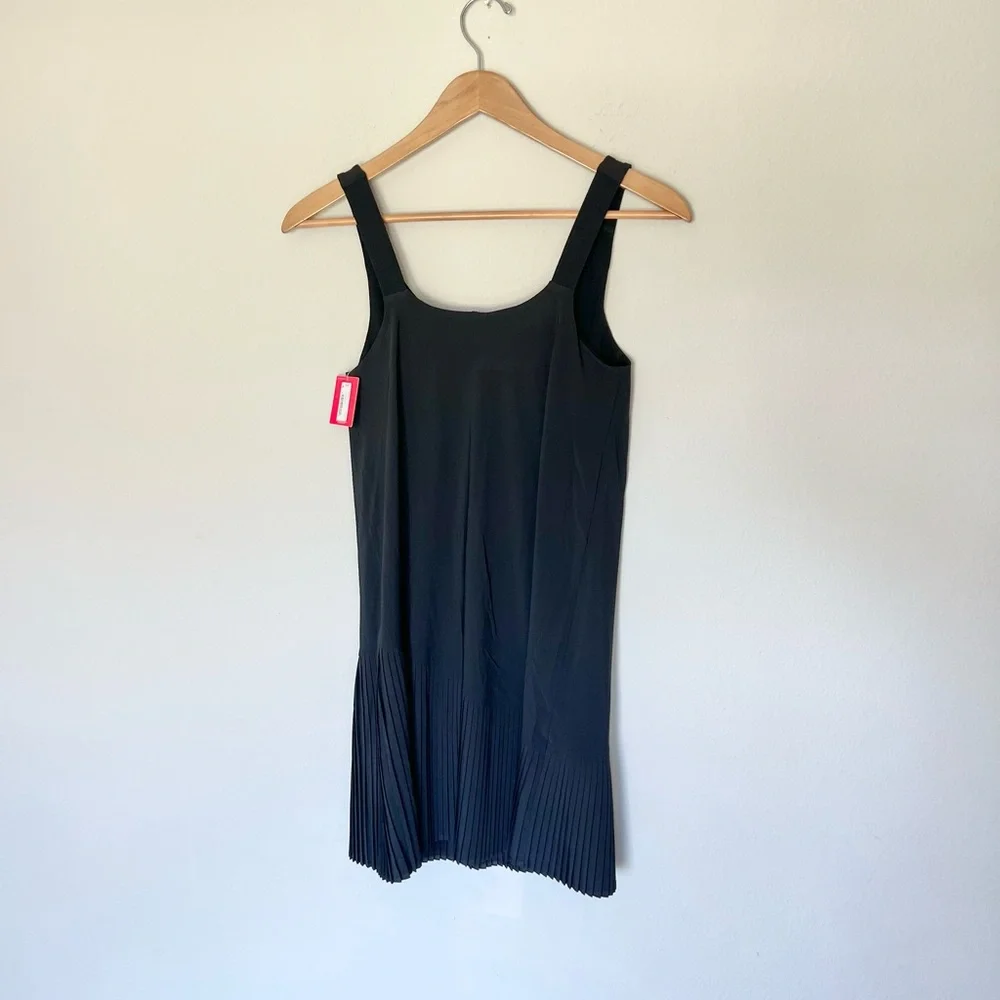 NWT Spanx Yes, Pleats! Exercise Tennis Dress in Very Black - Picture 8 of 9